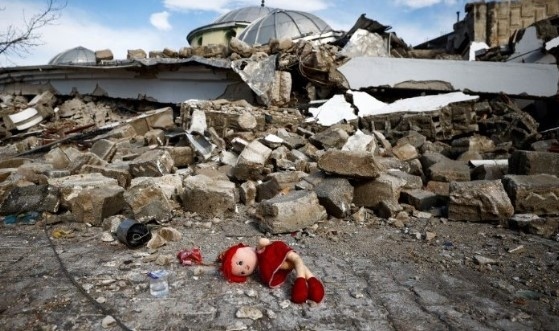 Огромна вълна на съпричастност в София към пострадалите в Турция